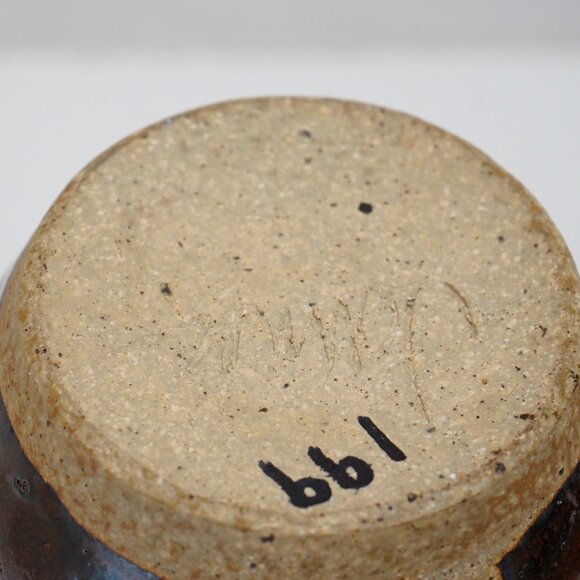 Mid Century Modern Clay Pottery Three Tone Minimalist Short Pitcher Vase - Picture 7 of 10